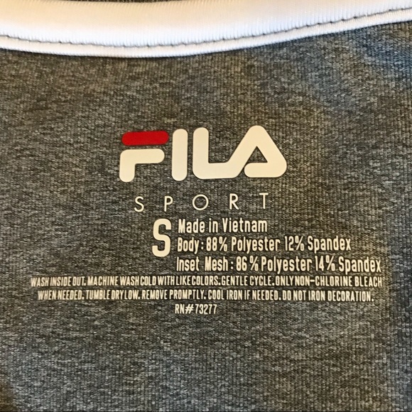 NWT Fila Long Sleeved Tru-Dry Shirt. Size Small - Picture 4 of 8